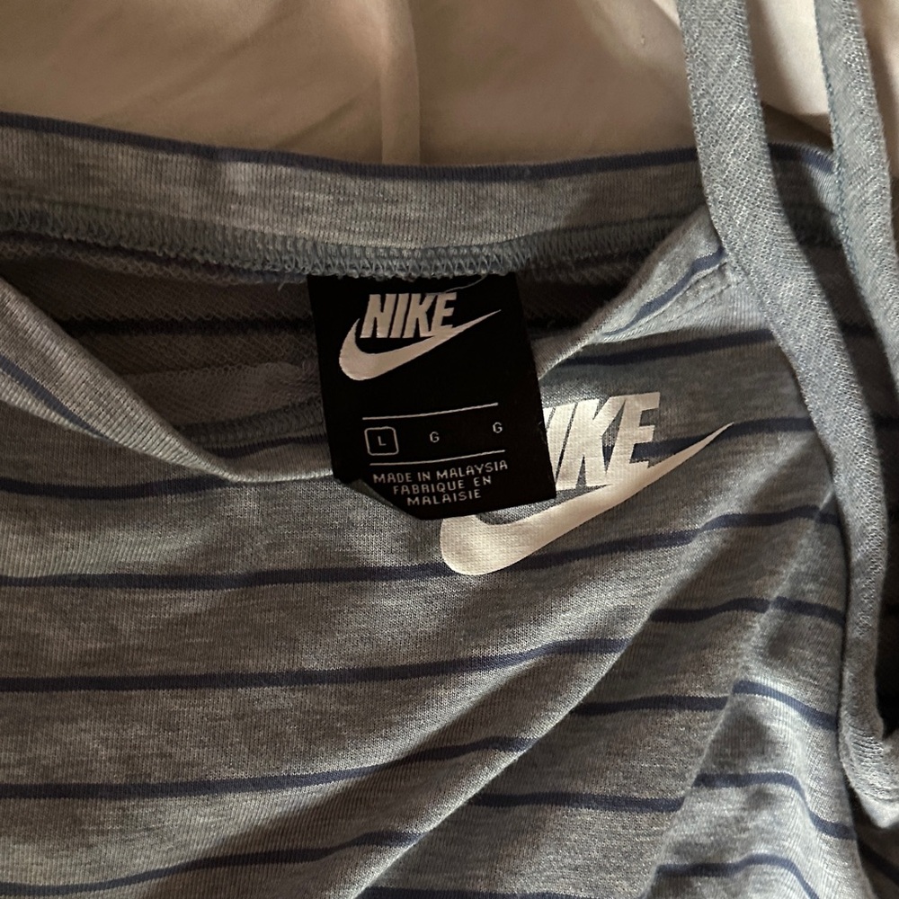 Nike Women's Blue Striped tank top/sports dress - Picture 7 of 7